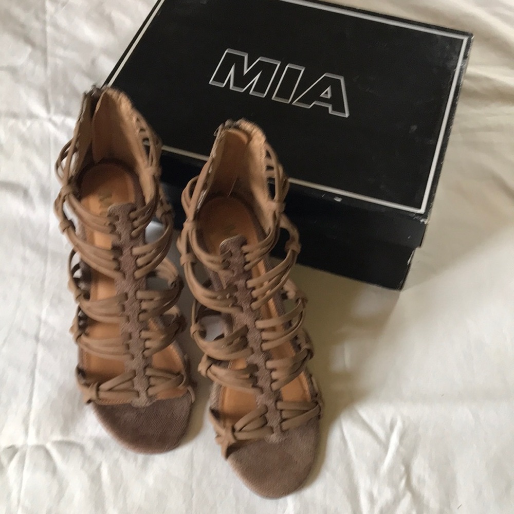 Dylon Taupe Vintage Lizard